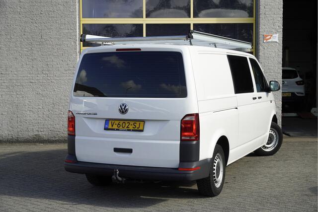 Volkswagen TRANSPORTER 2.0 TDI L2H1 Comfortline BJ2018 Pdc | Navi | Trekhaak | App-Connect | Airco | Cruise control | Getint glas | Imperiaal | Tussenschot+Raam | Achterklep+Raam | Zijdeur
