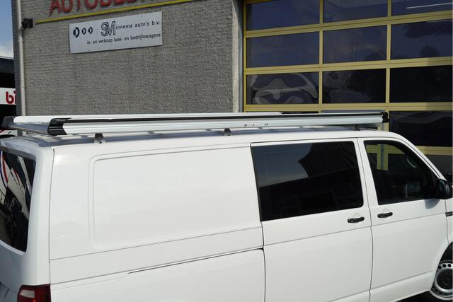 Volkswagen TRANSPORTER 2.0 TDI L2H1 Comfortline BJ2018 Pdc | Navi | Trekhaak | App-Connect | Airco | Cruise control | Getint glas | Imperiaal | Tussenschot+Raam | Achterklep+Raam | Zijdeur