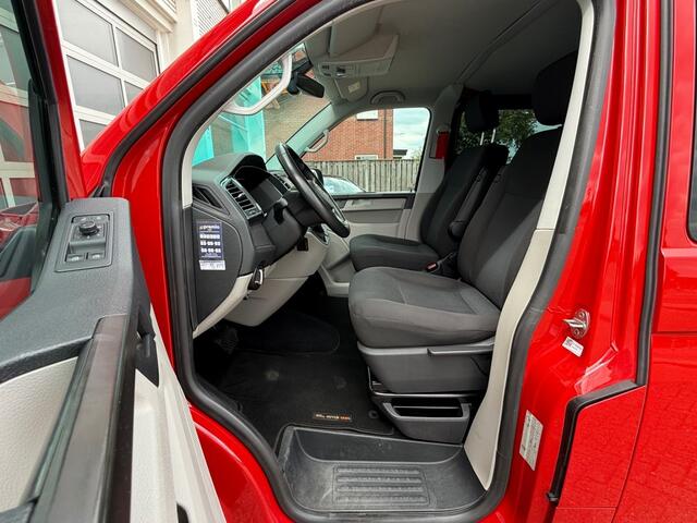 Volkswagen TRANSPORTER 2.0 TDI 204PK L2H1 Highline DC Aut. Navi Camera Trekhaak 2x schuifdeur