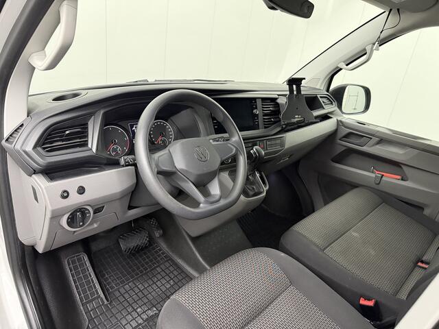 Volkswagen TRANSPORTER 2.0TDI 150Pk DSG Automaat Lang Highline | 2xSchuifdeur | Werkplaats | Navigatie | Camera | 3-Zits | Airco | Cruise