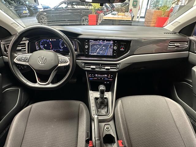 Volkswagen Taigo 1.0 TSI LIFE NAVIGATIE CRUISE CONTROL CLIMATE CONTROL STOELVERWARMING APPLE CARPLAY/ANDRTOID RIJSTROOKSENSOREN PDC ZEER MOOI !! 3010