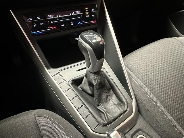 Volkswagen Taigo 1.0 TSI LIFE NAVIGATIE CRUISE CONTROL CLIMATE CONTROL STOELVERWARMING APPLE CARPLAY/ANDRTOID RIJSTROOKSENSOREN PDC ZEER MOOI !! 3010
