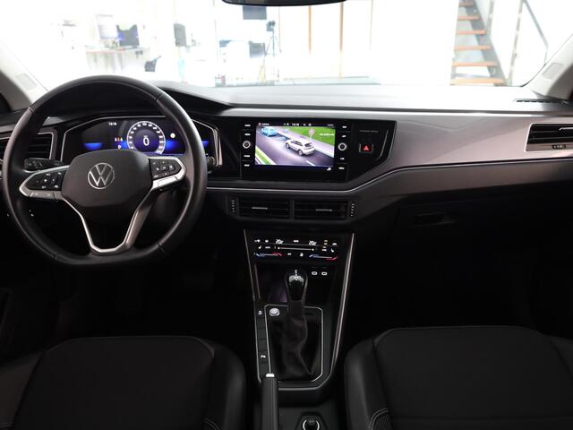 Volkswagen Taigo 1.0 TSI Style 110 pk Automaat (DSG) | Verlengde garantie | Navigatie | Parkeersensoren | Achteruitrijcamera | Adaptieve cruise control | Stoelverwarming |