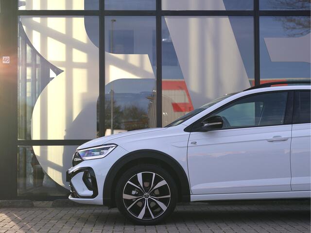 Volkswagen Taigo 1.0 TSI R-Line Automaat | IQ.Light | Cam | Carplay | 18" LMV | Keyless |