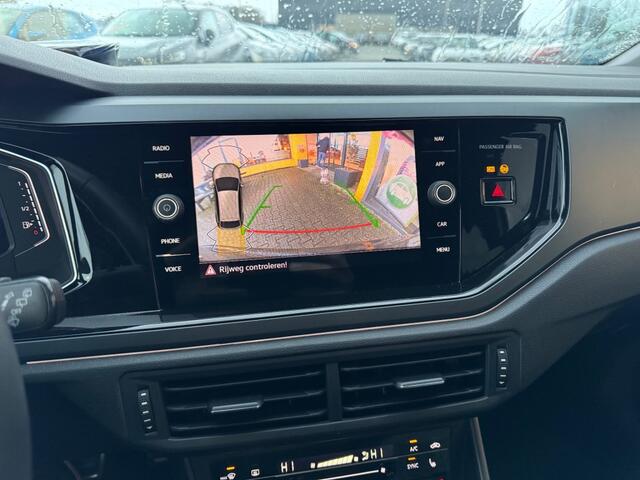 Volkswagen Taigo 1.0 TSI R-Line Ed. - adaptive cruise - iq light - camera