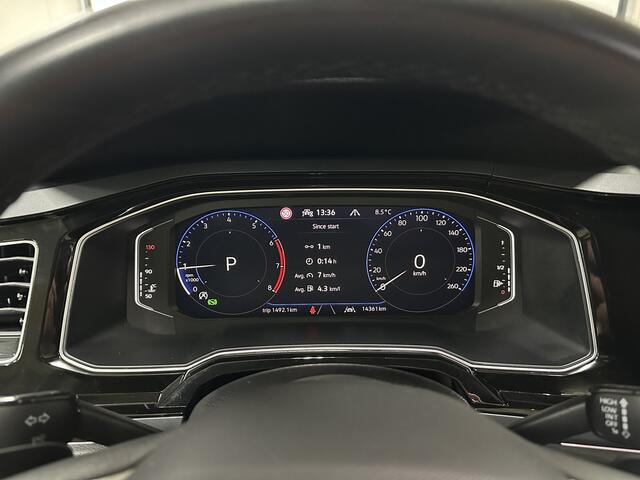 Volkswagen Taigo 1.0 TSI R-Line DSG | IQ.Light | Cam | Carplay | 18" LMV | Keyless |
