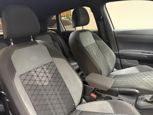 Volkswagen Taigo 1.0 TSI R-Line Automaat | Stoel verwarming | Lm velgen