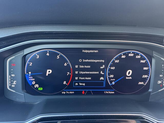 Volkswagen Taigo 1.0 TSI R-Line Business | Automaat | Pano | Camera | IQ Light | Stoelverwarming | ACC en meer!