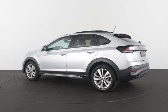 Volkswagen Taigo 1.0 TSI Life Edition Automaat/Camera/Panorama schuifdak/navigatie...