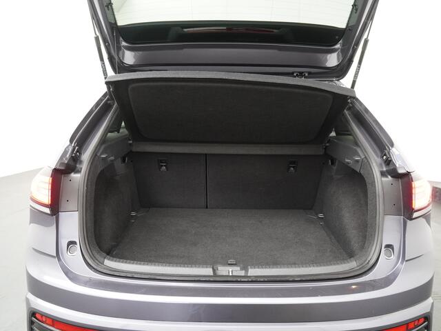 Volkswagen Taigo 1.5 TSI 150 pk Style | Camera | Adapt. Cruise | Stoelverw. | IQ Matrix LED | Dode hoekbew.