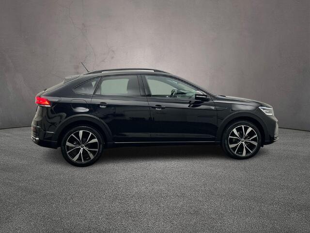 Volkswagen Taigo R-Line 1.0 TSI 115pk DSG Automaat Adaptive cruise control, LED matrix koplampen, Stoelverwarming, Achteruitrijcamera, App connect, Parkeersensoren