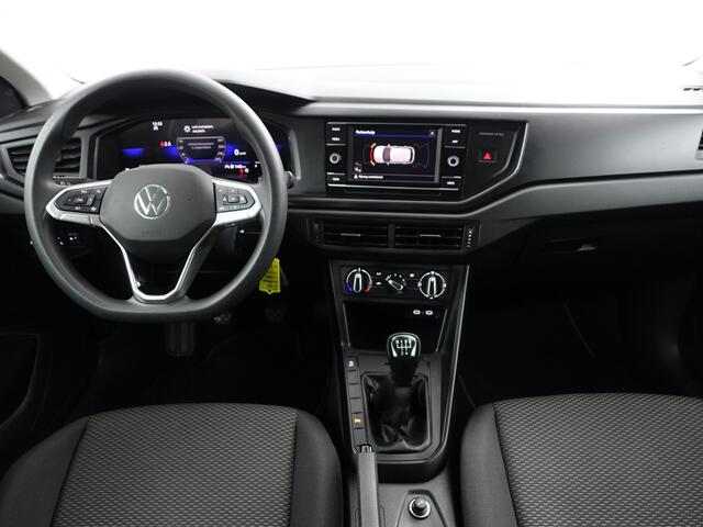 Volkswagen Taigo 1.0 TSI R Line- Carplay, Android Auto, Park Assist, Virtual cockpit, Xenon Led, Lane Assist