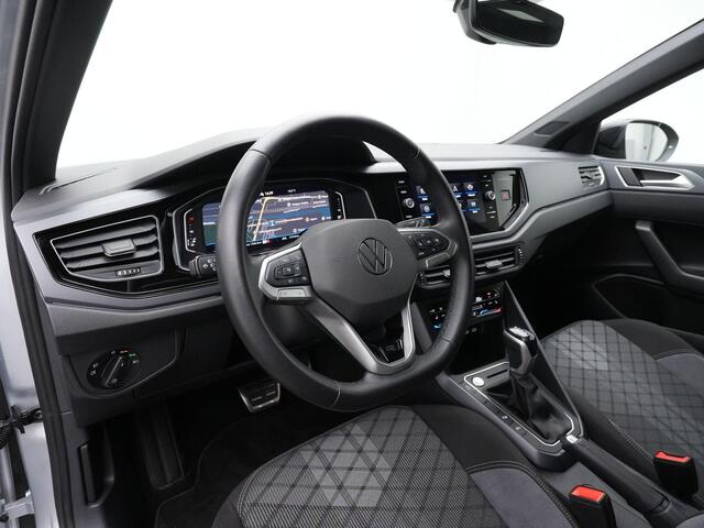 Volkswagen Taigo 1.0 TSI 115 pk DSG R-Line | Panoramadak | IQ Light | Achteruitrijcamera | Stoelverwarming | Adaptive Cruise | Navigatie