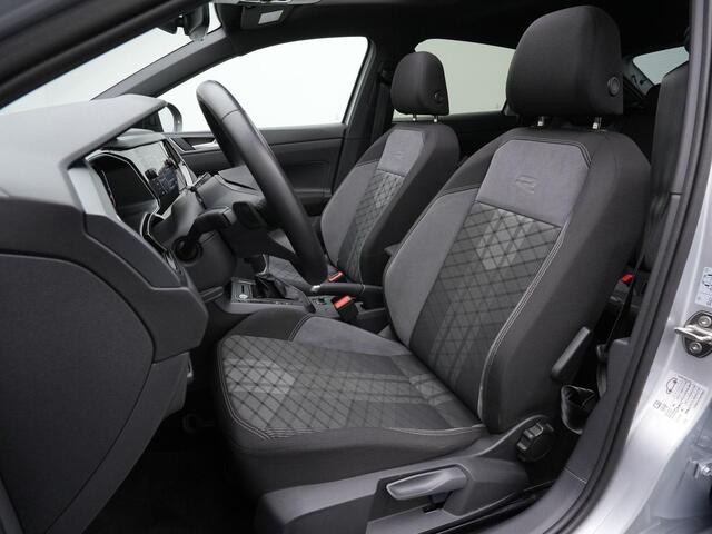 Volkswagen Taigo 1.0 TSI 115 pk DSG R-Line | Panoramadak | IQ Light | Achteruitrijcamera | Stoelverwarming | Adaptive Cruise | Navigatie