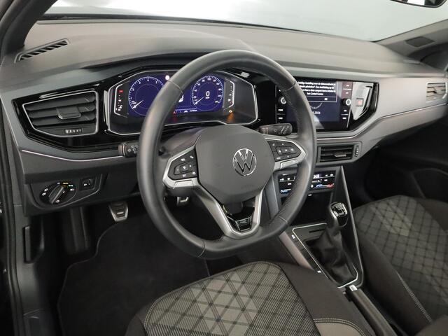 Volkswagen Taigo 1.0 TSI R-Line 115PK | Panorama dak | Navigatie via app | Parkeersensoren | Automatische airco |