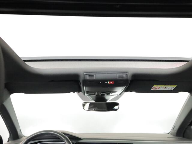 Volkswagen Taigo 1.0 TSI R-Line 115PK | Panorama dak | Navigatie via app | Parkeersensoren | Automatische airco |