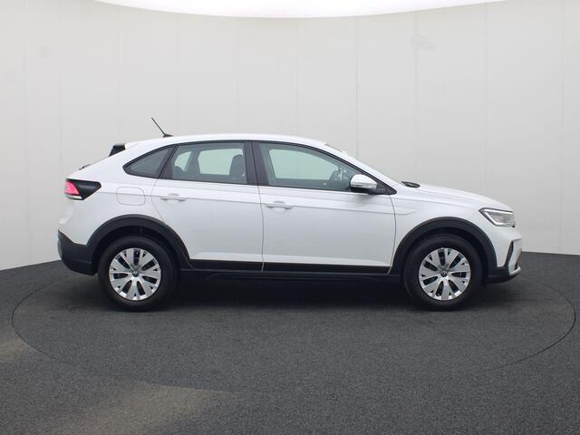 Volkswagen Taigo Edition 1.0 TSI 95 pk 5 versn. Hand · Parkeersensoren achter · Multifunctioneel stuurwiel · Private lease ,- ¤ 399 per maand · Voorraad OUTLET · Prijs is inclusief inruilpremie ·