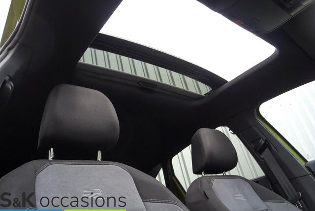 Volkswagen Taigo 1.5 TSI R-Line PANO Navi ACC Keyless