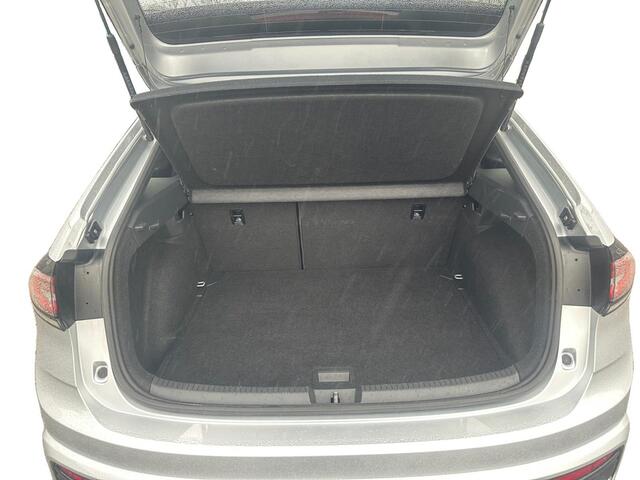 Volkswagen Taigo 1.0 TSI R-Line Edition | AUTOMAAT | CAMERA | APPLE CAR PLAY ANDROID AUTO | Cruise | DAB |