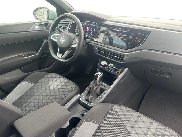 Volkswagen Taigo 1.0 TSI R-Line Edition | AUTOMAAT | CAMERA | APPLE CAR PLAY ANDROID AUTO | Cruise | DAB |