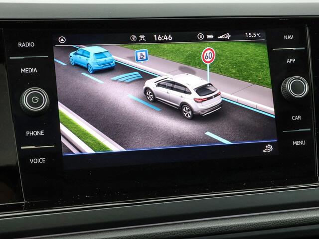 Volkswagen Taigo 1.0 TSI 115pk DSG R-Line · Panoramadak · Apple/Android Car Play · P-Sensoren · Getint Glas · 17'' Inch ·