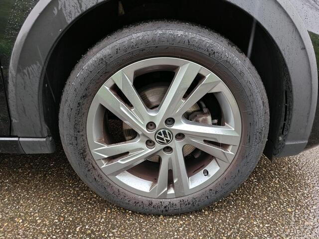 Volkswagen Taigo 1.0 TSI R-Line Design Navigatie / Clima / R-line in en exterieur / Panoramadak / PDC / App-connect