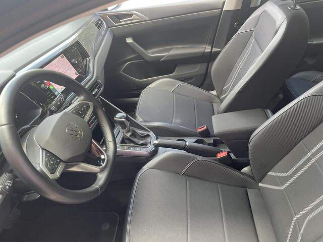 Volkswagen Taigo 1.0 TSI 110pk DSG Style | Navigatie | Apple Carplay / Android Auto | Parkeersensoren | Camera | Park Assist | Adaptive Cruise Control | Virtual Cockpit | Stoelverwarming | Ledverlichting | Climate Control