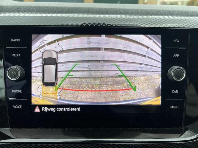 Volkswagen Taigo 1.0 TSI 95pk Life / App. Connect / Airco / Achteruitrijcamera / Getint Glas / 17'' LMV