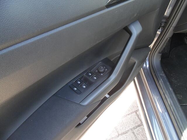 Volkswagen Taigo 1.0 TSI Life Business