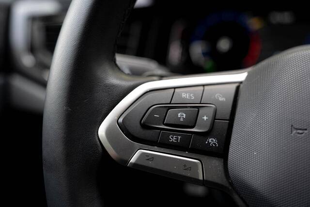 Volkswagen Taigo 1.0 TSI Life Automaat | Carplay | Camera | Cruise | Virtual Cockpit