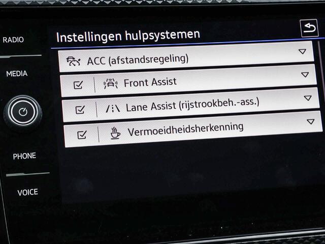 Volkswagen Taigo 1.0 TSI 110pk DSG Life · Camera · Airco · Apple/Android Car Play · ACC · DAB · 16'' Inch ·