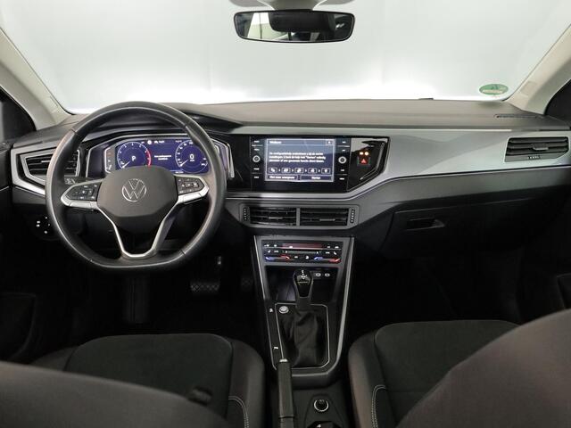 Volkswagen Taigo 1.5 TSI Style 150 pk Automaat (DSG) | Navigatie | Panoramadak | Trekhaak (afneembaar) | Parkeersensoren | Achteruitrijcamera | Stoelverwarming |