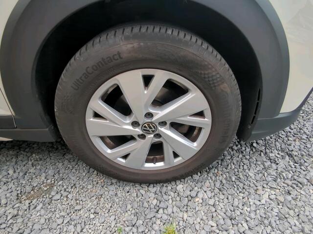 Volkswagen Taigo 1.0 TSI 95PK Life / App Connect / Cruise Control / Parkeersensor / 16 "LMV