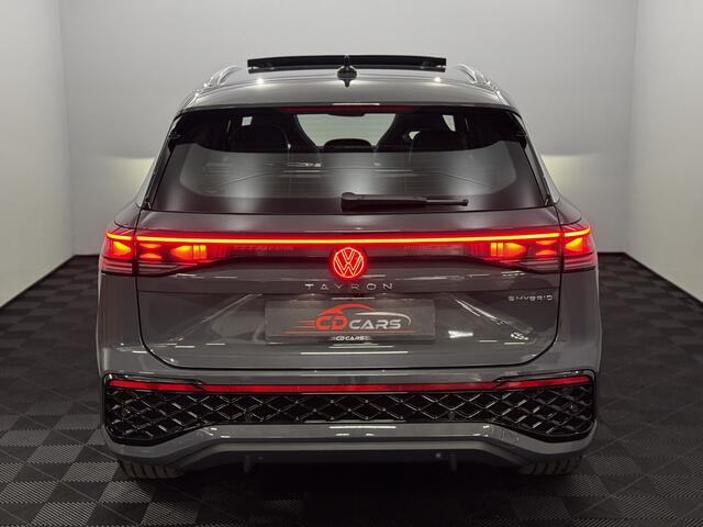 Volkswagen Tayron 1.5 eHybrid R-Line Edition Pano, Half leder, Camera, Navi, Elektrische achterklep, Sfeerverlichting, Cruise control adaptief, 2 jaar garantie