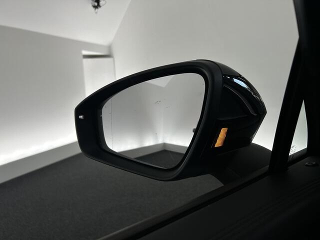 Volkswagen Tayron 1.5 272pk eHybrid R-Line Edition Trekhaak Camera Panoramadak Stoelverwarming Massage Carplay