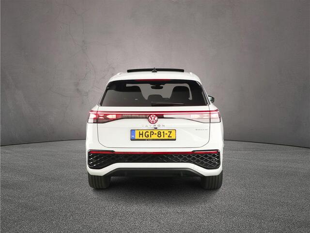 Volkswagen Tayron R-Line Edition 1.5 TSI eHybrid 204pk DSG Automaat Panoramadak, Adaptive cruise control, 360 camera, Achteruitrijcamera, LED matrix koplampen, Navigatie, Elektrische achterklep