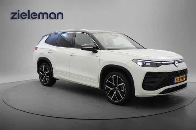 Volkswagen Tayron 1.5 eTSI R-Line Edition 7 Persoons Automaat - Carplay, Camera, Stoelverw.