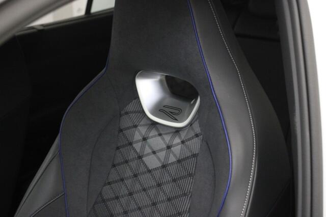 Volkswagen Tayron 1.5 eTSI R-Line Edition 7 Persoons Automaat - Carplay, Camera, Stoelverw.