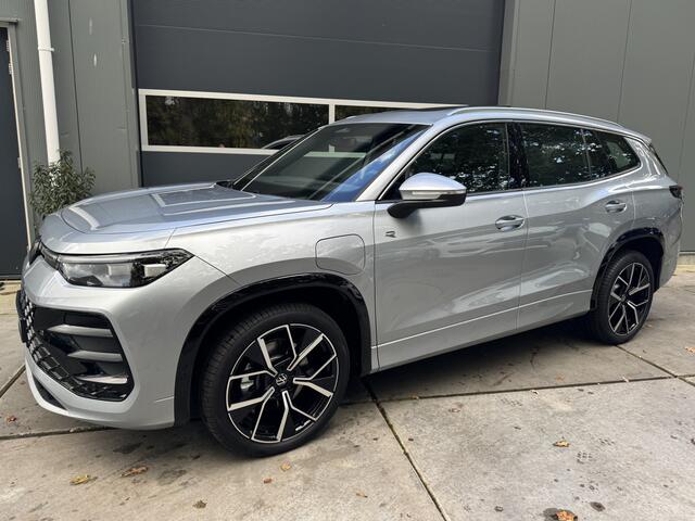 Volkswagen Tayron 1.5 eHybrid 204pk R-Line Edition Camera Head-up Panoramadak Virtual Cockpit