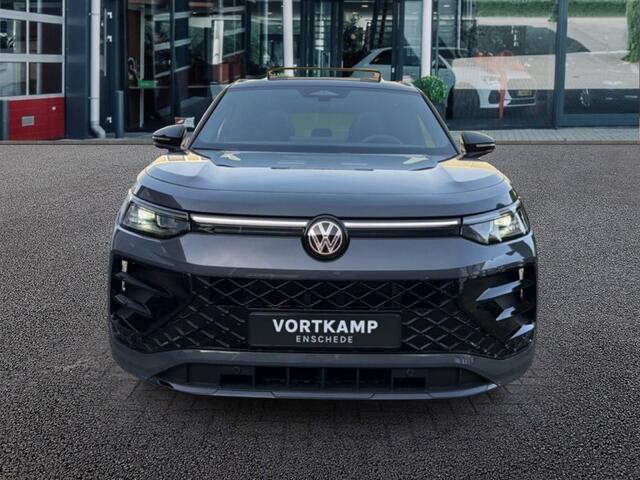 Volkswagen Tayron 1.5 TSI EHYBRID R-LINE PANO-DAK/TREKHAAK/CAMERA/MEMORY/HenK/NAVI/ACC