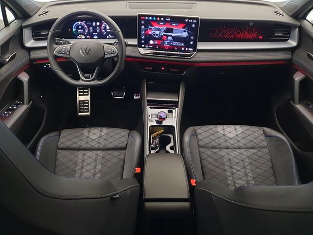 Volkswagen Tayron 1.5 eHybrid 272pk DSG/AUT R-Line Wegklapbare trekhaak, Massage, Camera