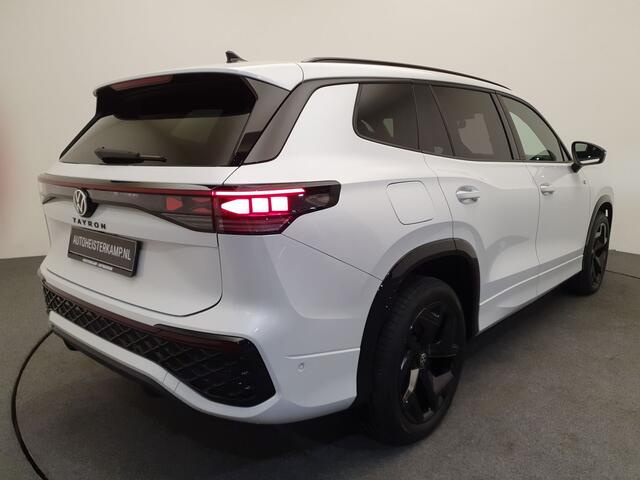 Volkswagen Tayron 1.5 eHybrid 272pk DSG/AUT R-Line Wegklapbare trekhaak, Massage, Camera