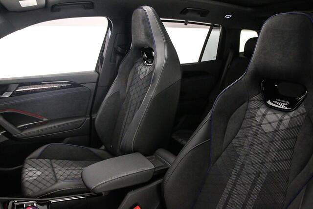 Volkswagen Tayron R-Line Edition 1.5 TSI eHybrid 272pk DSG Automaat Trekhaak, Panoramadak, Adaptive cruise control, 360 camera, Achteruitrijcamera, LED matrix koplampen