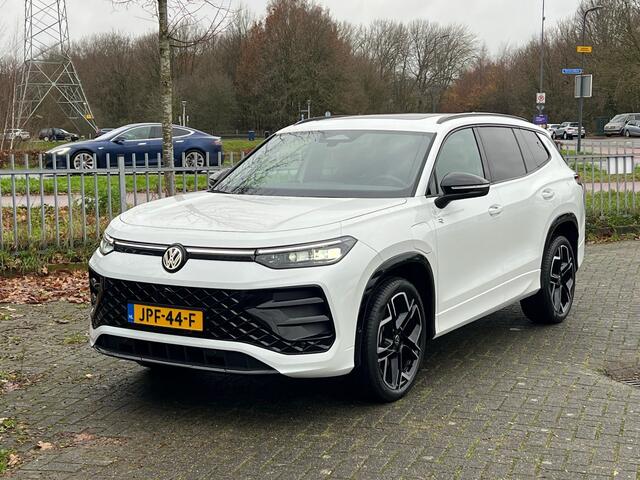 Volkswagen Tayron 1.5 eHybrid 204pk DSG R-Line Edition / Demonstratieauto