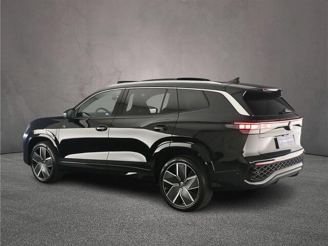 Volkswagen Tayron R-Line Edition 1.5 TSI eHybrid 272pk DSG Automaat Trekhaak, Panoramadak, Achteruitrijcamera, Elektrische achterklep, Adaptive cruise control