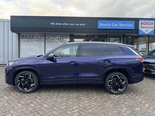 Volkswagen Tayron 1.5 eHybrid R-line | Panoramadak | Massagestoelen | HUD