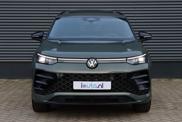 Volkswagen Tayron 1.5 eHybrid 272PK R-Line Black Style IQ.Light/Pano/Keyless/Camera/DCC/ACC/Dodehoek/20"/Trekhaak