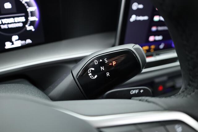 Volkswagen Tayron 1.5 eTSI Life Edition 7p. | Panoramadak | Elek. Trekhaak | Adapt. Cruise | Stoel- Stuurverw/ | Apple CarPlay | Dodehoekdet.