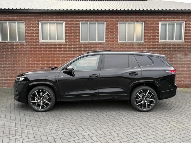 Volkswagen Tayron 1.5 eHybrid R-Line Edition