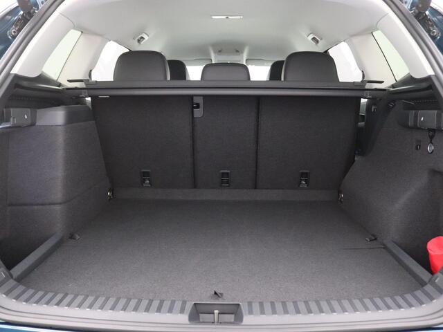 Volkswagen Tayron 1.5 eHybrid Life Edition 204PK DSG Achteruitrijcamera, Elektr. Achterklep, Side Assist, Navi via Apple Carplay/Android Auto, Keyless, Stoel-stuurverwarming